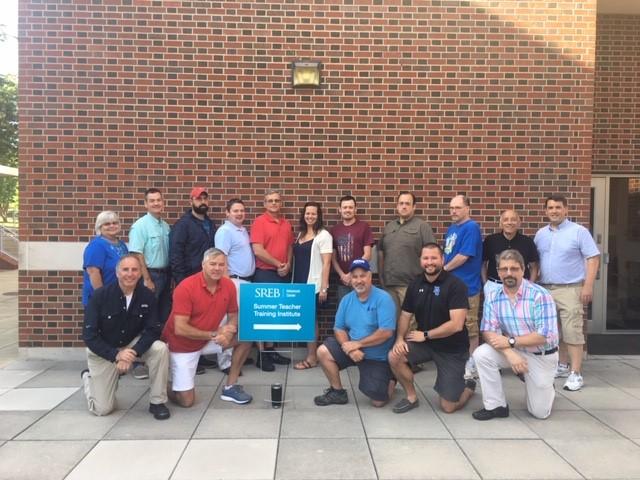 Front Row: Bill Vivian, Lee Dickson, Raphael Snell, Jonathan Baisden, Alan Perry; Second Row: Debra Barber, Robbie Albertson, Greg Betkijian, Travis Baker, Katherine Thompson, Josh Johnson, Matthew Hallmark, David Adkins, Jim Berto, Kyle Locke. 