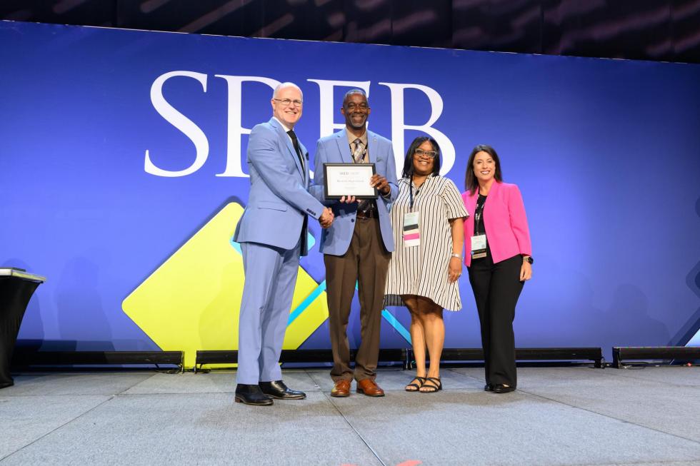 2025 Pacesetter winners accept their award at the conference